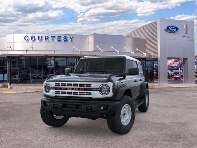 2026 Ford Bronco Heritage Edition Image 2 of 25