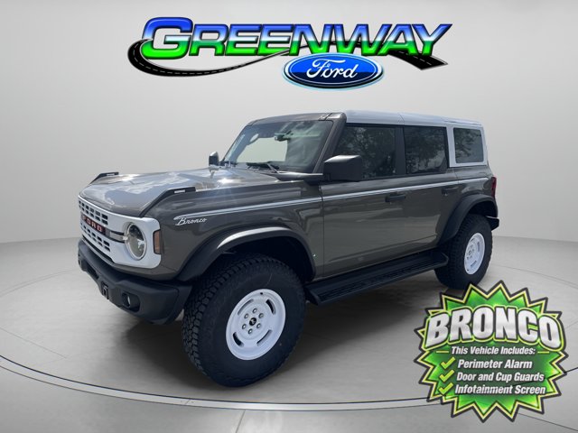 2026 Ford Bronco Heritage Edition Image 2 of 39
