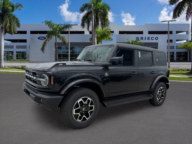 2026 Ford Bronco Outer Banks Image 1 of 23