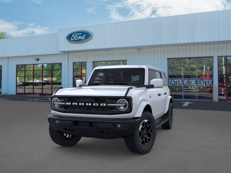 2026 Ford Bronco Outer Banks Image 2 of 25