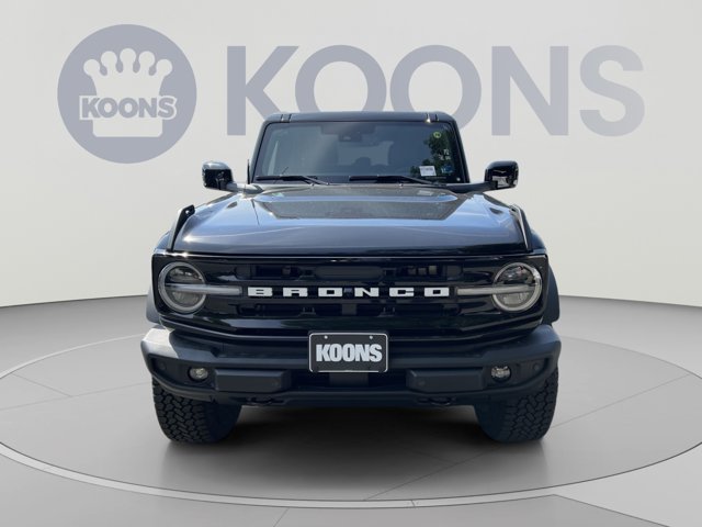 2026 Ford Bronco Outer Banks Image 3 of 24