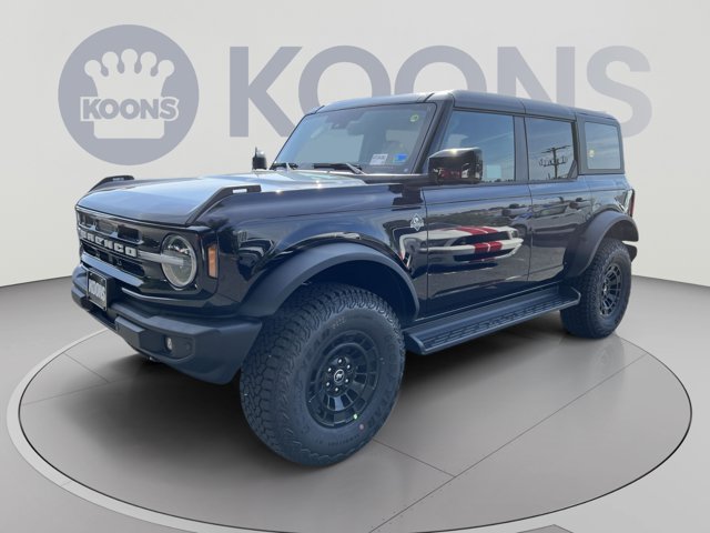 2026 Ford Bronco Outer Banks Image 1 of 24