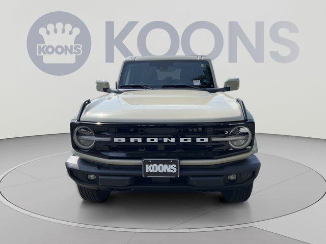 2026 Ford Bronco Outer Banks Image 3 of 24