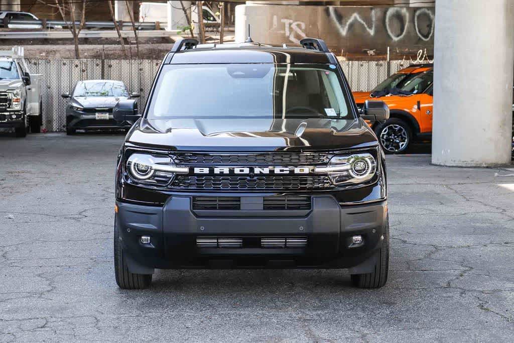 2026 Ford Bronco Sport Outer Banks Image 3 of 28