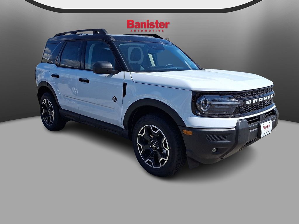 2026 Ford Bronco Sport Outer Banks Image 2 of 14