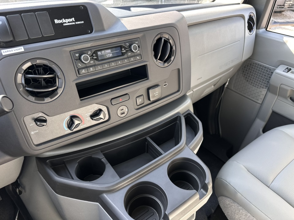 2026 Ford E-Series Base Image 20 of 31