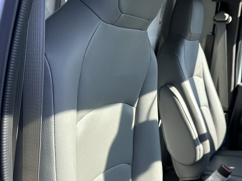 2026 Ford E-Series Base Image 9 of 31