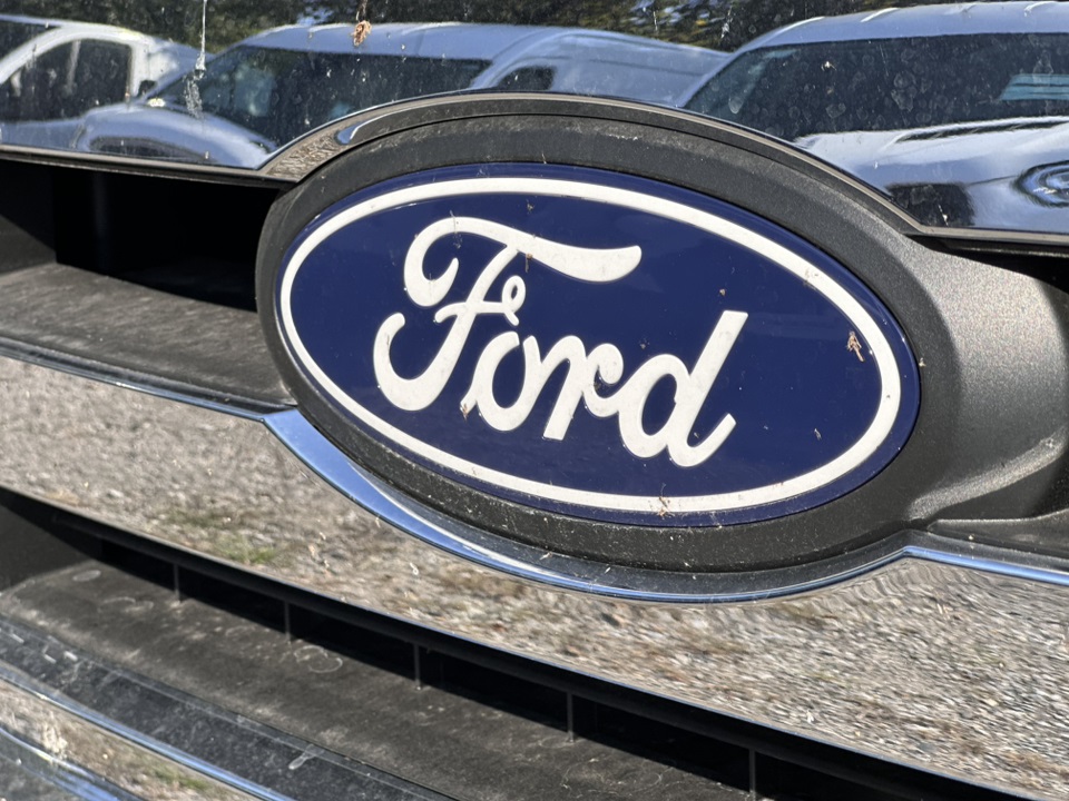 2026 Ford E-Series Base Image 25 of 31