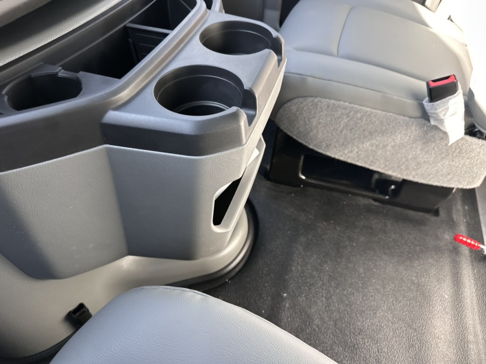2026 Ford E-Series Base Image 19 of 31