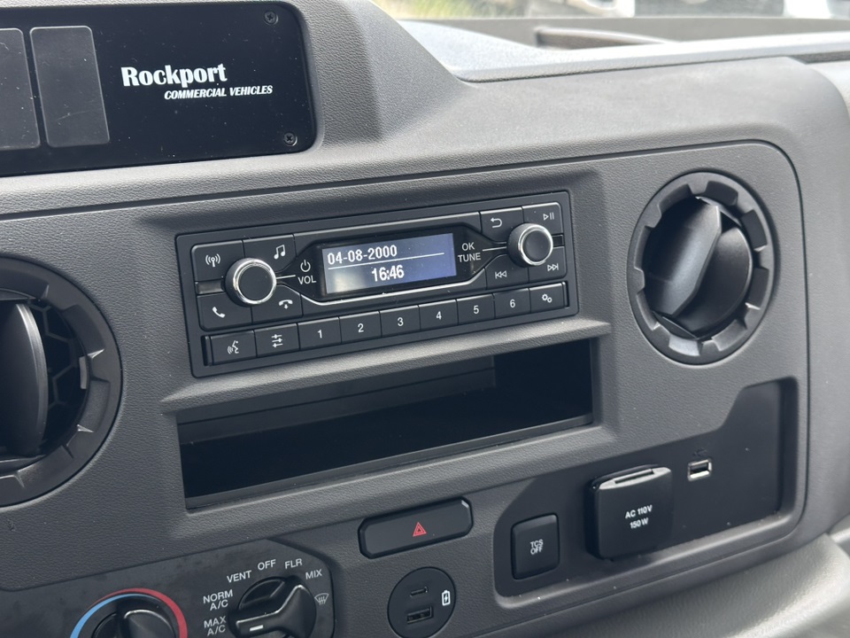 2026 Ford E-Series Base Image 20 of 39