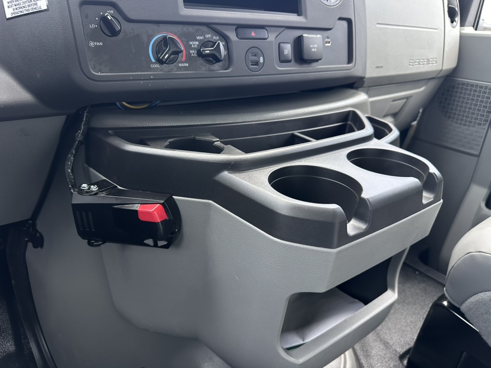 2026 Ford E-Series Base Image 22 of 39