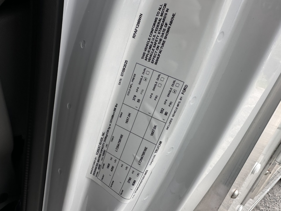 2026 Ford E-Series Base Image 30 of 39