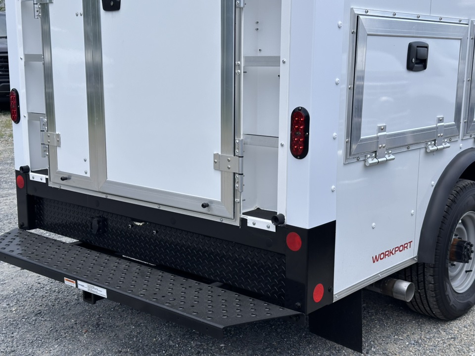 2026 Ford E-Series Base Image 35 of 39