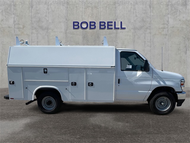 2026 Ford E-Series Base Image 4 of 8