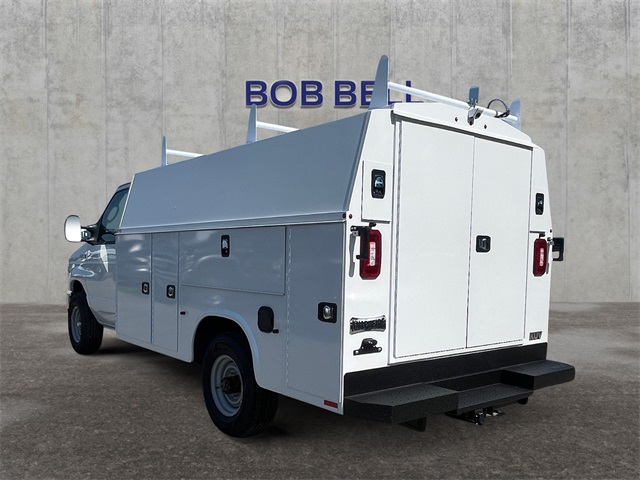 2026 Ford E-Series Base Image 7 of 8