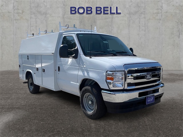 2026 Ford E-Series Base Image 3 of 8