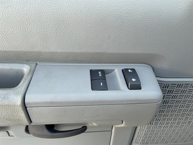 2026 Ford E-Series Base Image 10 of 22