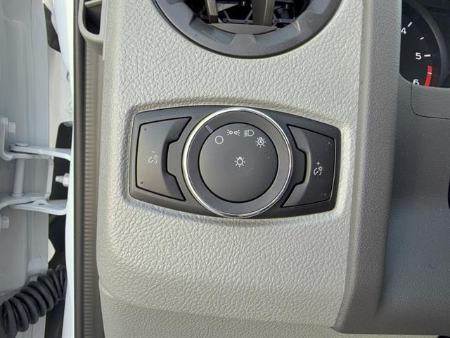 2026 Ford E-Series Base Image 20 of 22