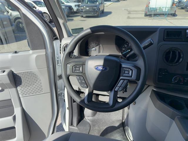 2026 Ford E-Series Base Image 32 of 34