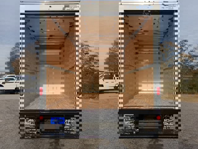 2026 Ford E-Series Base Image 5 of 23