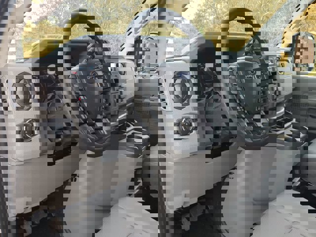 2026 Ford E-Series Base Image 8 of 23