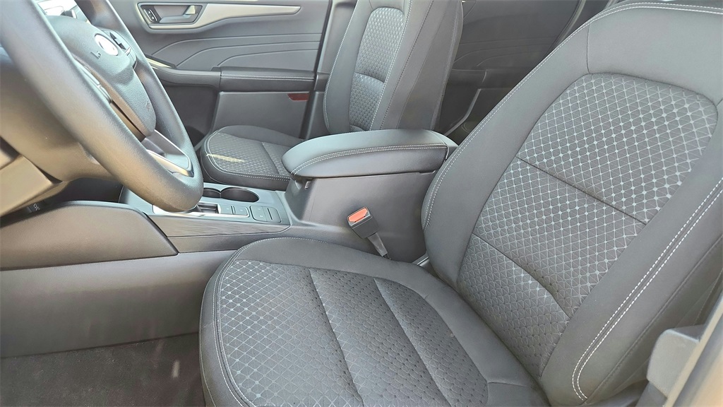 2026 Ford Escape Active Image 11 of 31