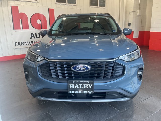 2026 Ford Escape PHEV Image 3 of 27