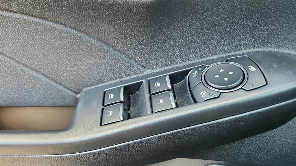 2026 Ford Escape ST-Line Image 27 of 31