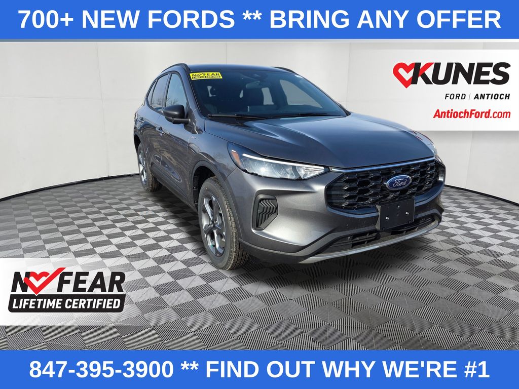 2026 Ford Escape ST-Line Image 3 of 54