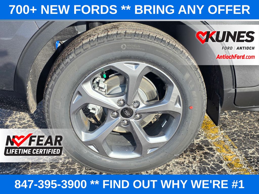 2026 Ford Escape ST-Line Image 13 of 54