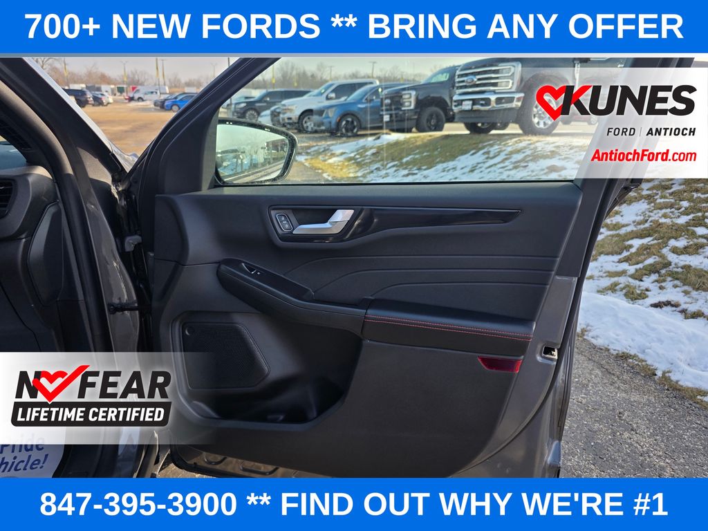 2026 Ford Escape ST-Line Image 53 of 54