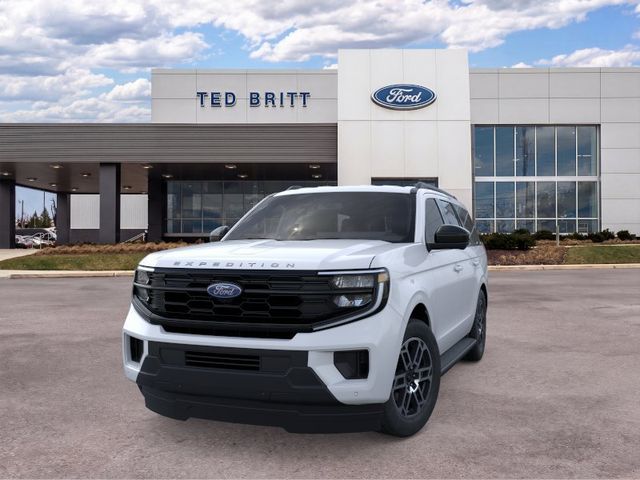 2026 Ford Expedition Active Image 2 of 23