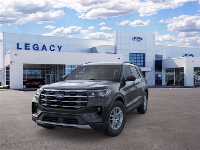 2026 Ford Explorer Active w/200A Pkg Image 2 of 23