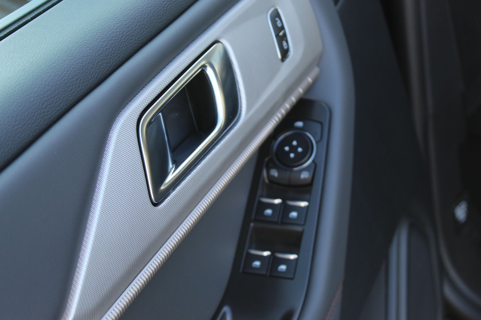 2026 Ford Explorer Active Image 28 of 31