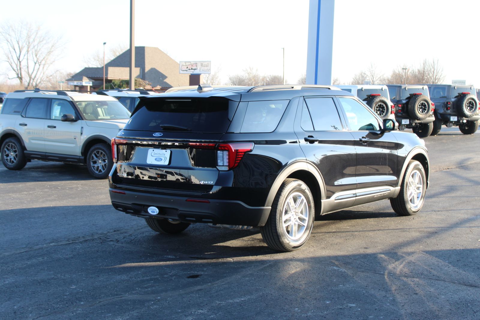 2026 Ford Explorer Active Image 5 of 31
