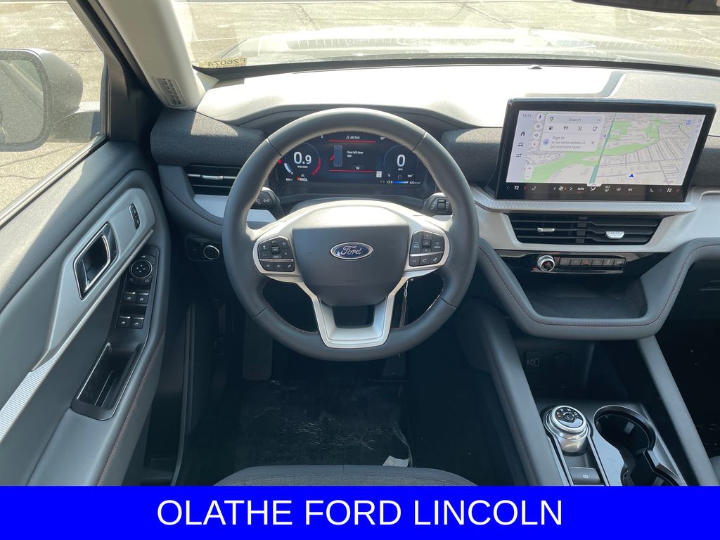 2026 Ford Explorer Active w/200A Pkg Image 13 of 23