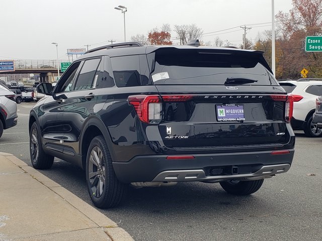 2026 Ford Explorer Active Image 7 of 40