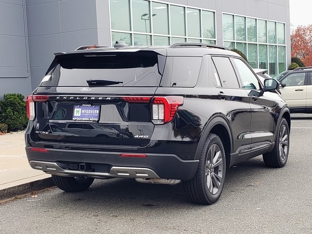 2026 Ford Explorer Active Image 5 of 40