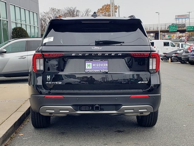 2026 Ford Explorer Active Image 6 of 40