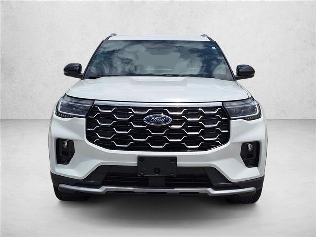 2026 Ford Explorer Platinum Image 2 of 17