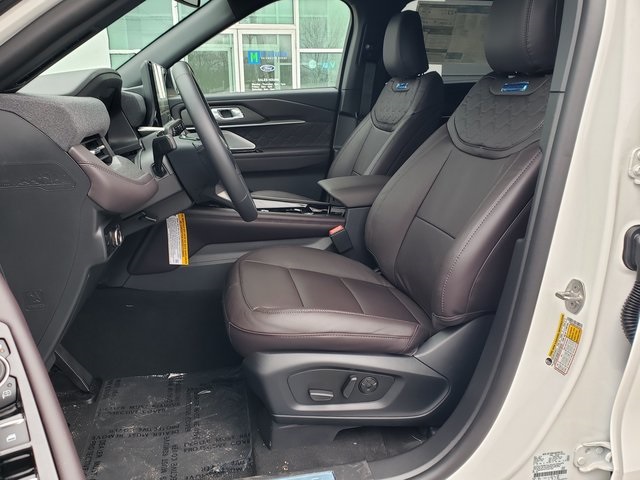 2026 Ford Explorer Platinum Image 13 of 41