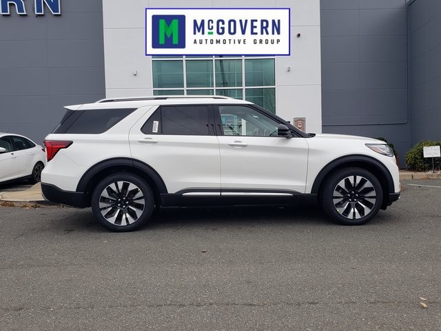 2026 Ford Explorer Platinum Image 4 of 41