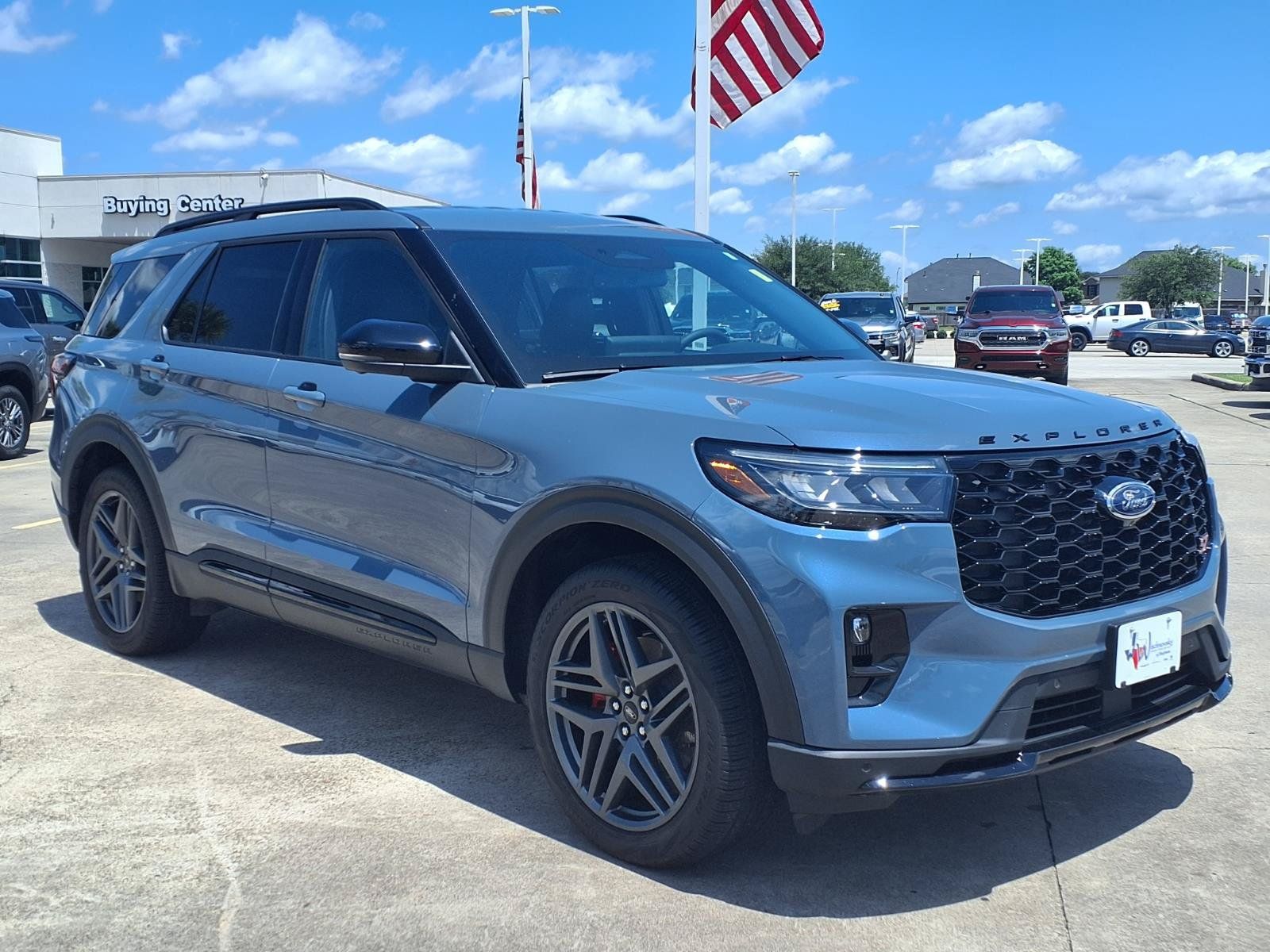 2026 Ford Explorer ST Image 1 of 24