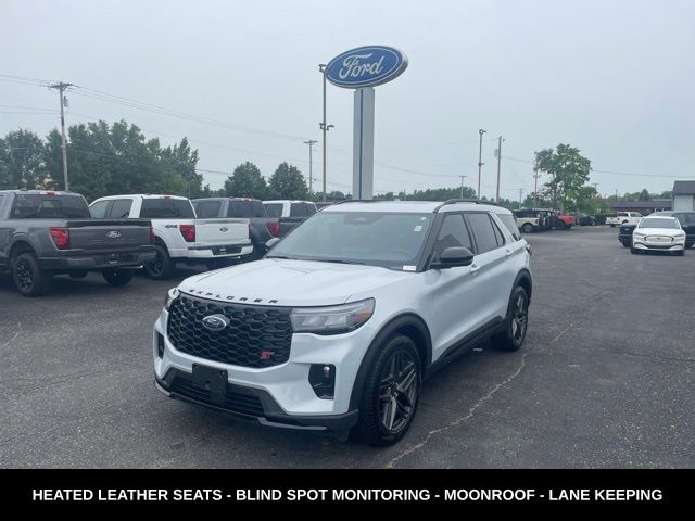 2026 Ford Explorer ST Image 1 of 36