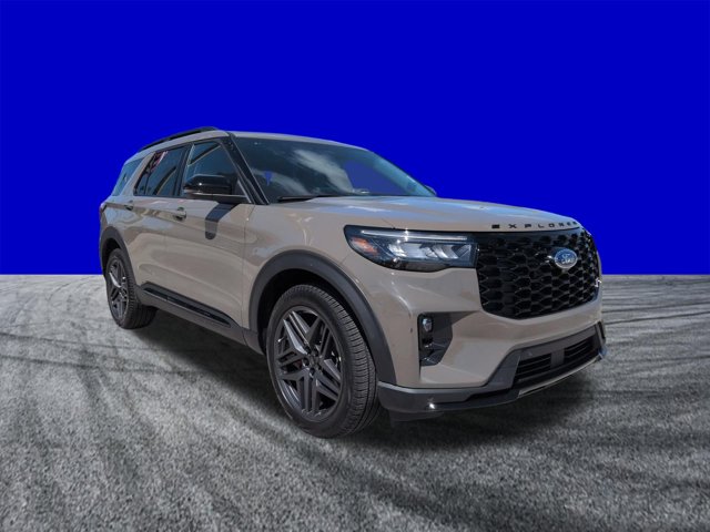 2026 Ford Explorer ST Image 3 of 35