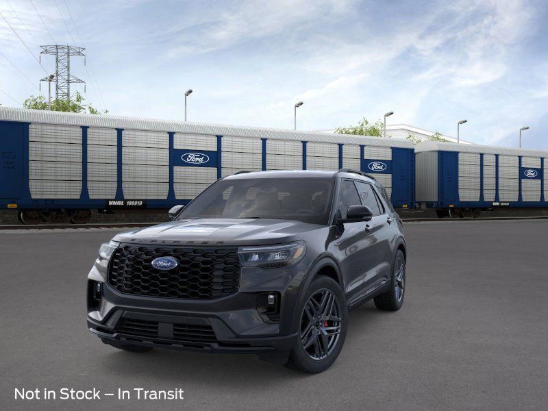 2026 Ford Explorer ST-Line Image 2 of 23
