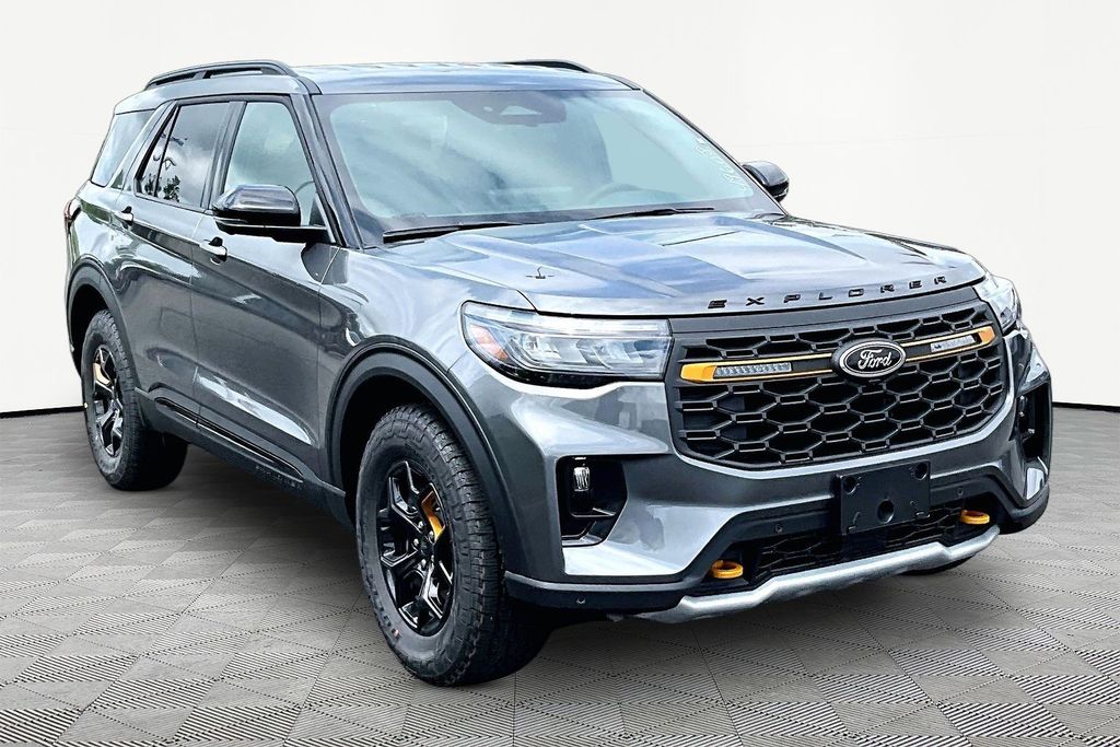 2026 Ford Explorer Tremor Image 2 of 14