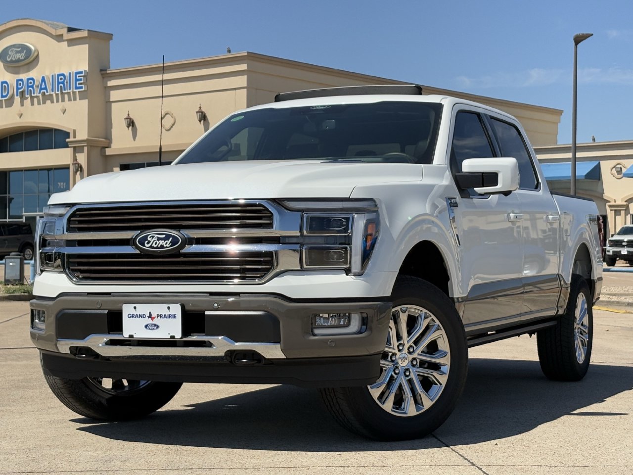 2026 Ford F-150 King Ranch Image 2 of 32