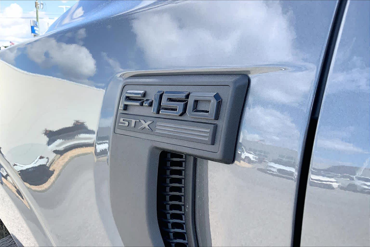 2026 Ford F-150 STX Image 14 of 17