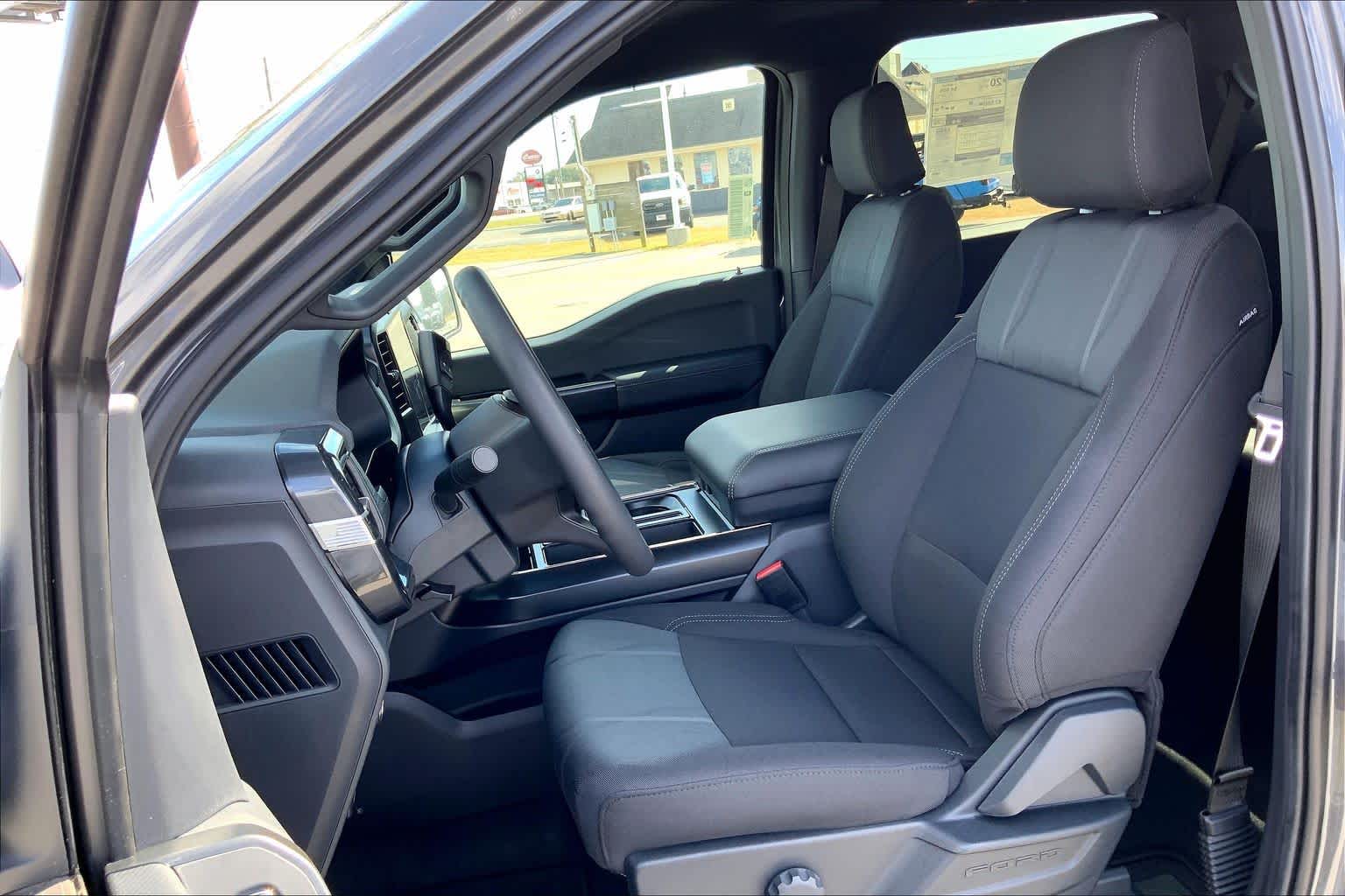 2026 Ford F-150 STX Image 7 of 17